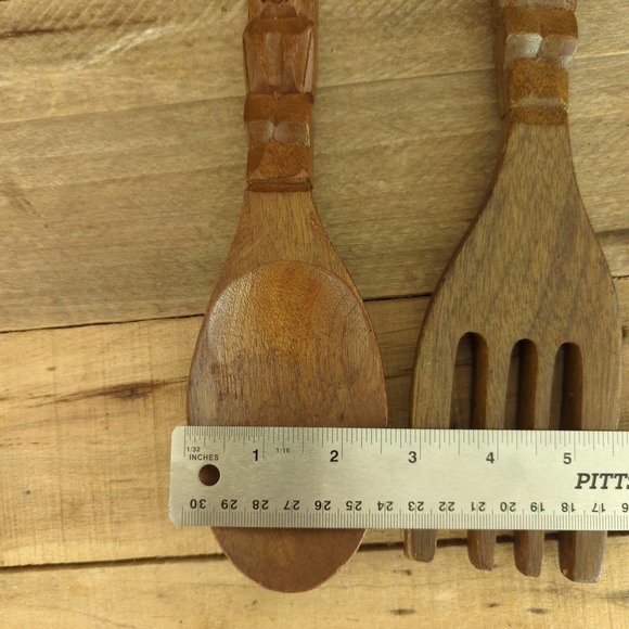 Vintage Carved Wooden Tiki Fork and Spoon Kitchen Wall Décor - Picture 9 of 9